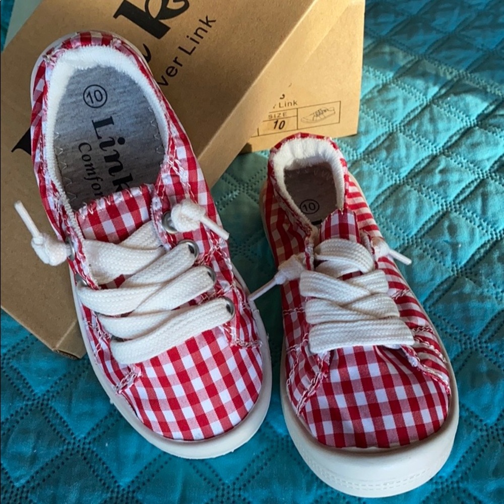 ❤️ Girls sneakers - Red White checkered sz10 Tdlr